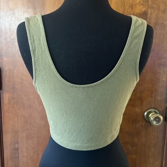 Cropped tank top - Picture 3 of 4